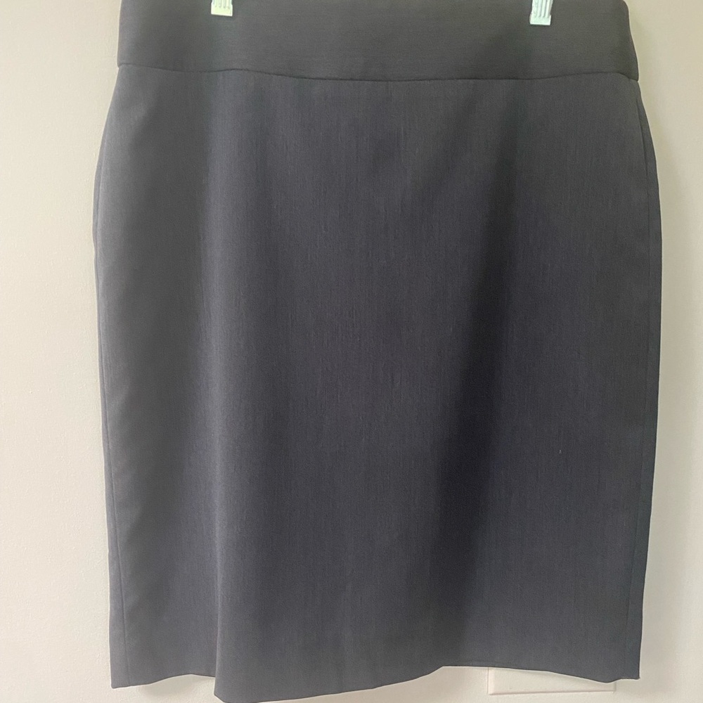 Anne Klein Grey Skirt